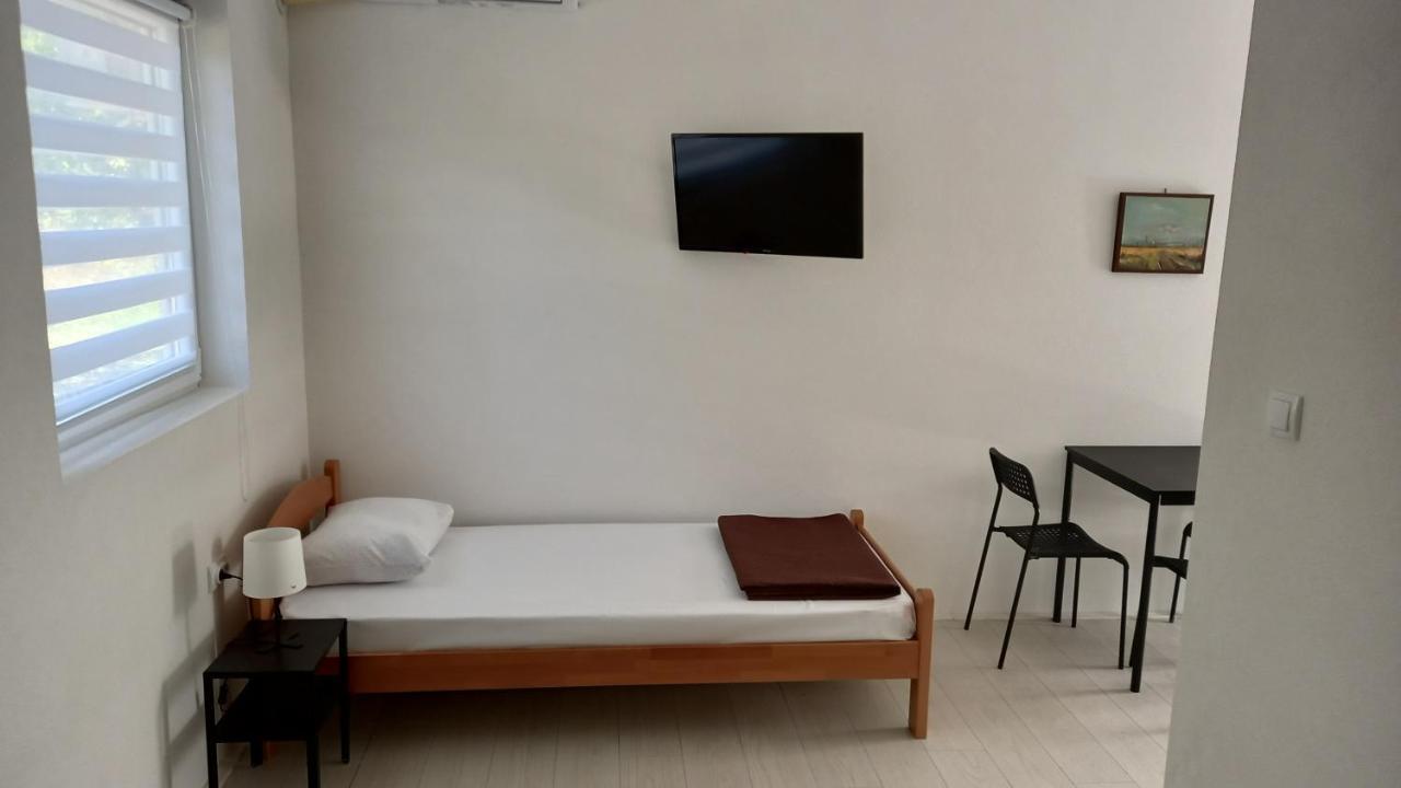 Appartement Lena! à Kladovo Extérieur photo