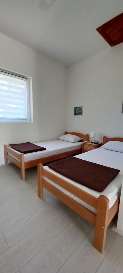 Appartement Lena! à Kladovo Extérieur photo