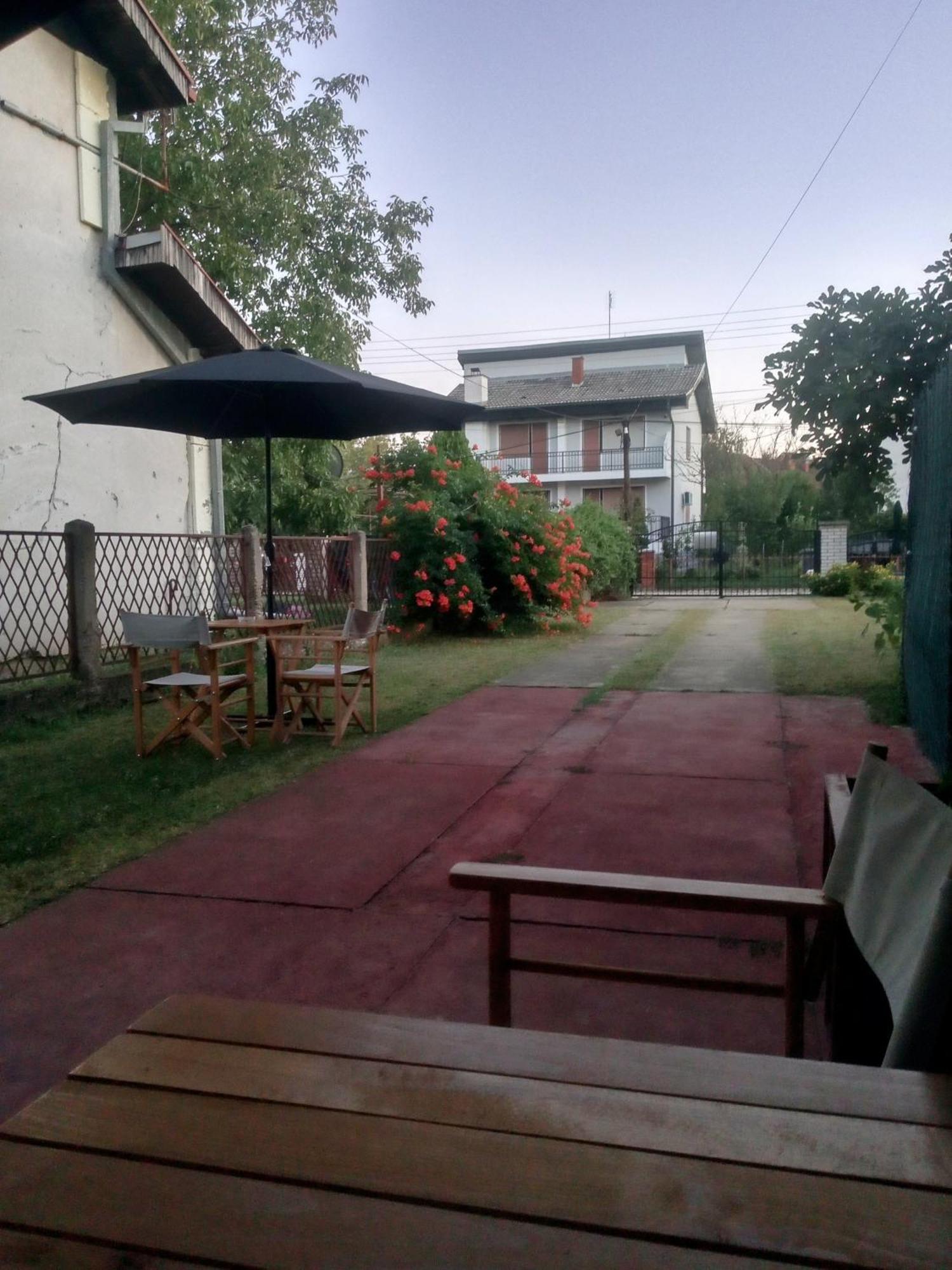 Appartement Lena! à Kladovo Extérieur photo